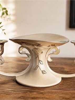 Lenox Cream and Gold Ceramic Centerpiece Stand